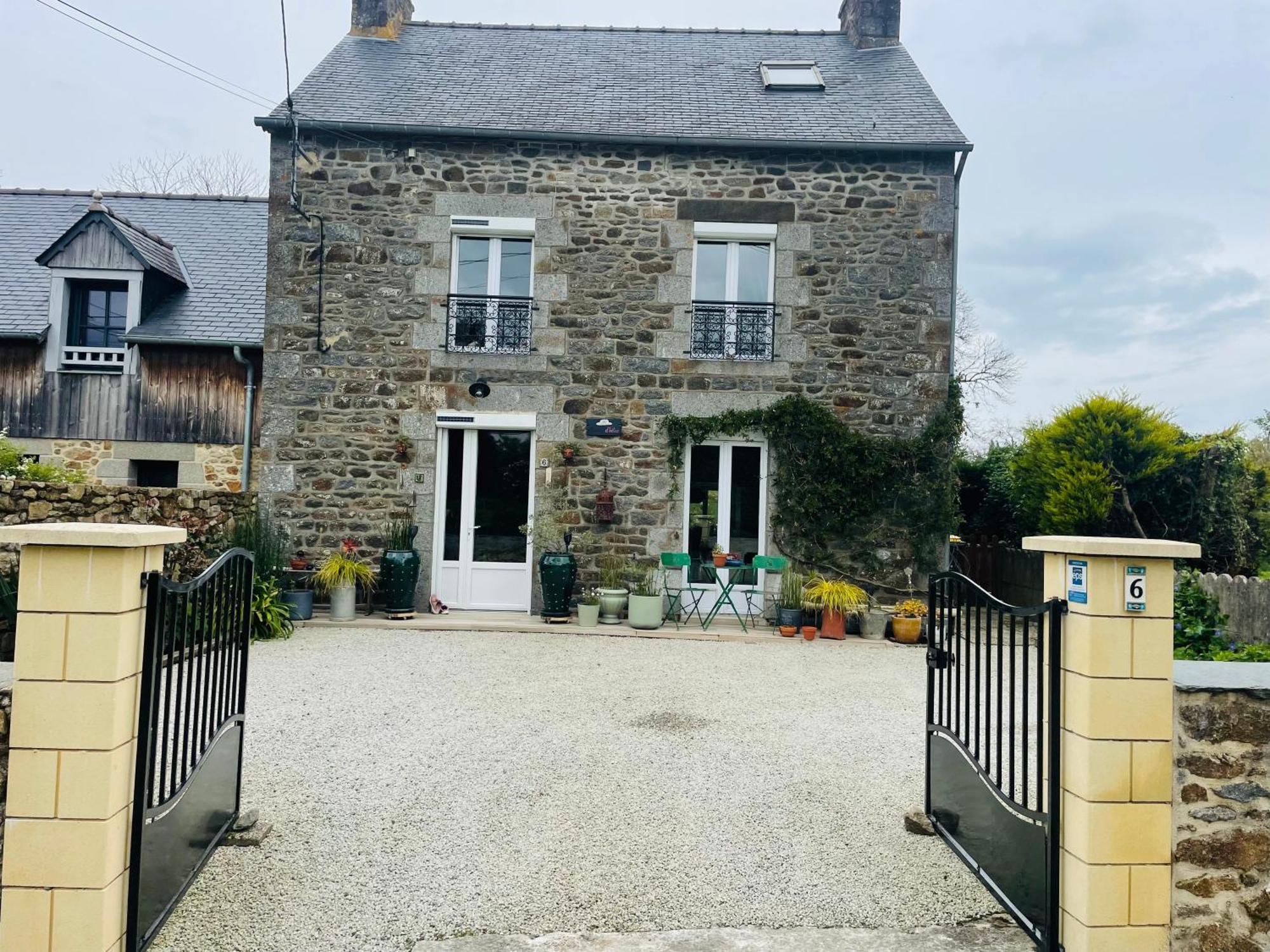 Apartmán Chez Trotro Saint-Pierre-de-Plesguen Exteriér fotografie